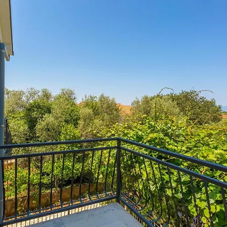Pet Friendly Apartment In Malinska * Malinska
