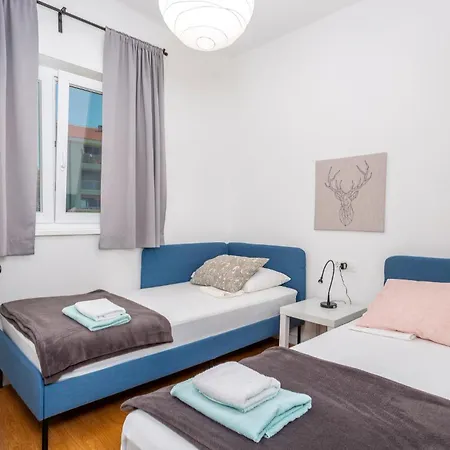 Pet Friendly Apartment In Malinska Malinska