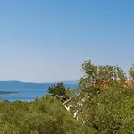 Pet Friendly Apartment In Malinska Malinska