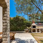 Apartament Pet Friendly Apartment In Malinska