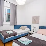 Pet Friendly Apartment In Malinska Malinska